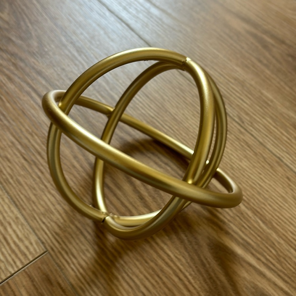 Gold decor